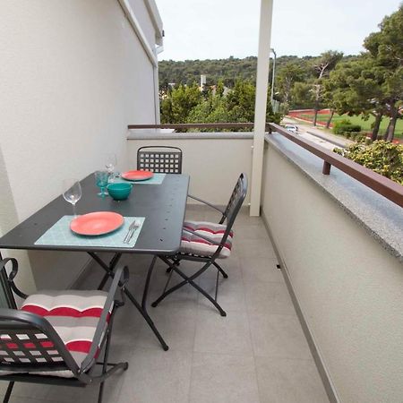 Apartments Besker Makarska Exterior photo