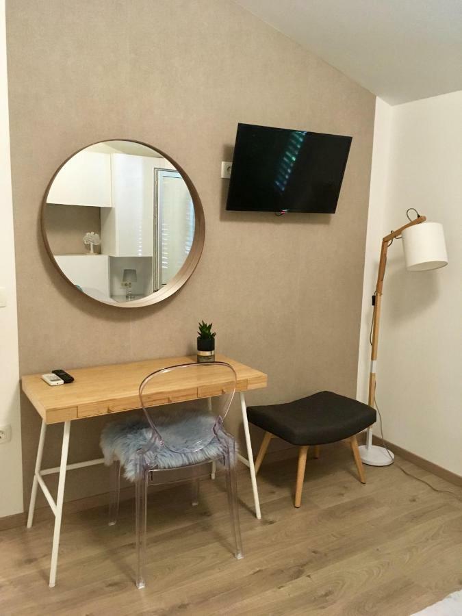Apartments Besker Makarska Exterior photo