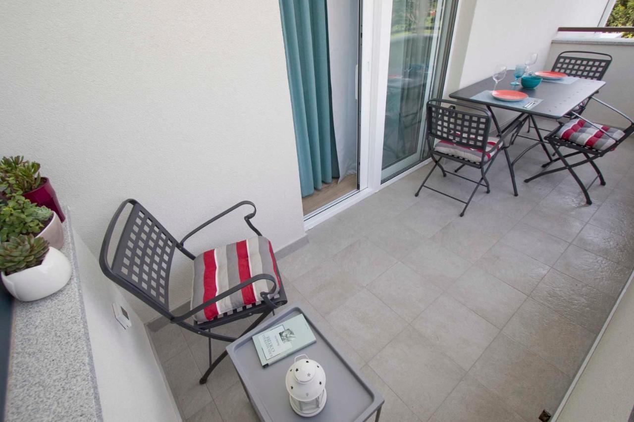 Apartments Besker Makarska Exterior photo